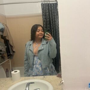 Meet your Posher, Marroquin